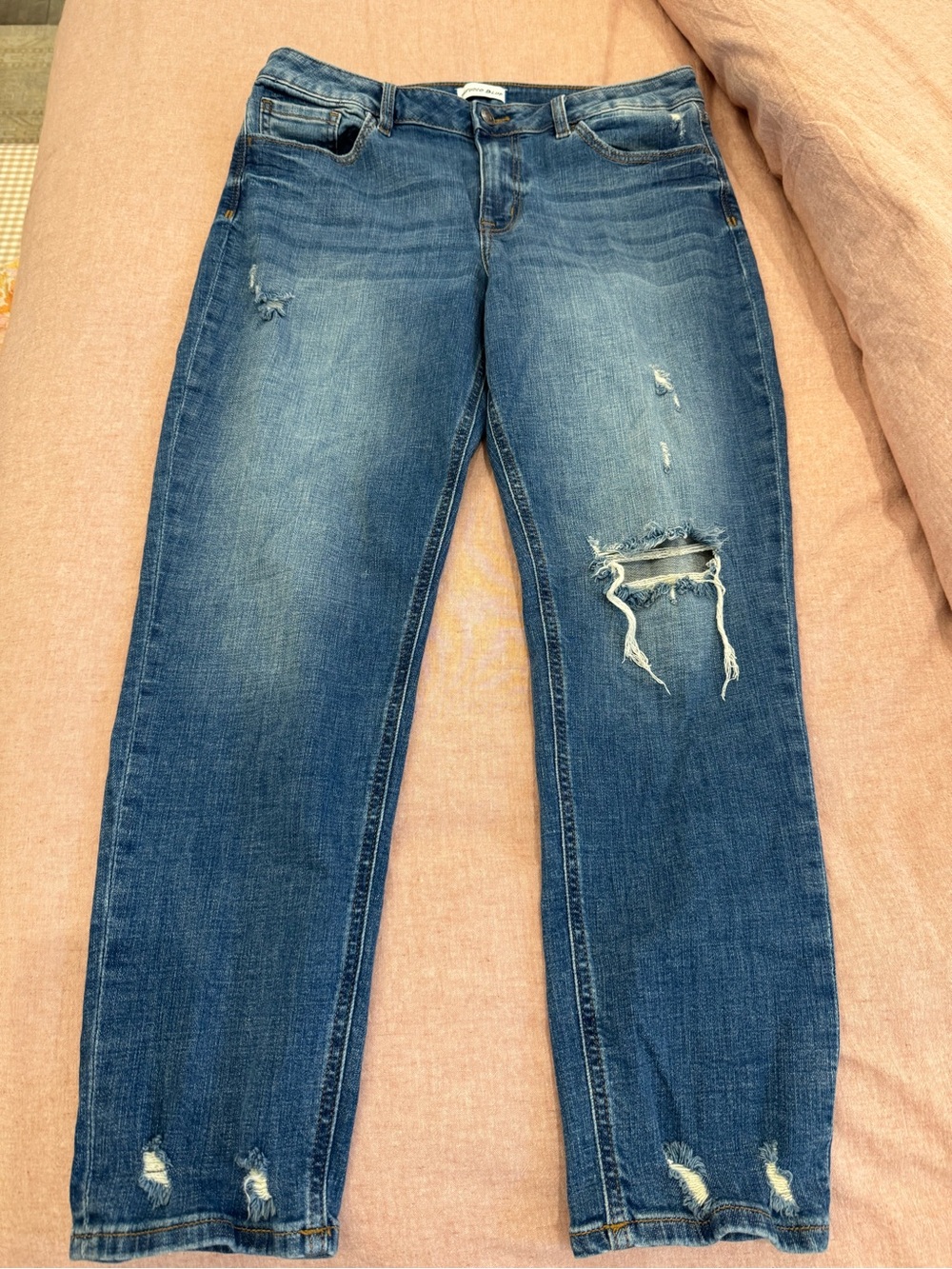 Women's Boyfriend Jeans in Distressed Dark Blue - Casual Relaxed Fit